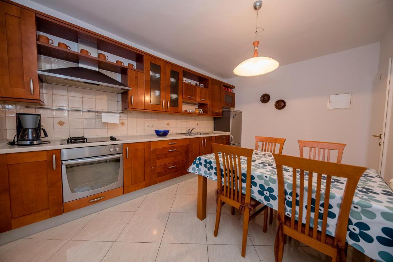 Apartments And Rooms Bolero Раб Экстерьер фото